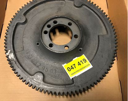 Picture of flywheel, M121/M621 6210320501 used