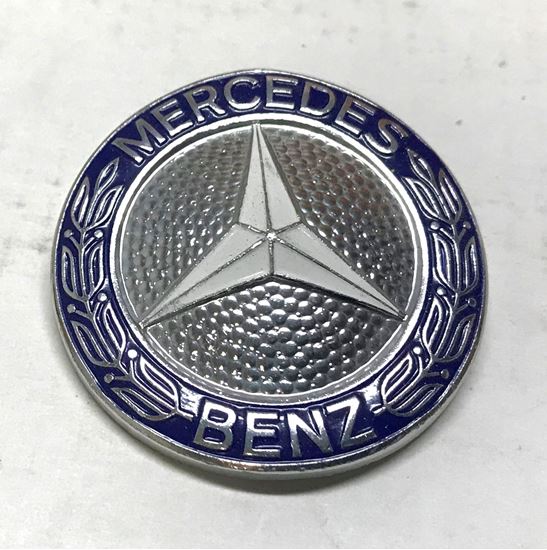 Picture of Mercedes grill badge ,w123 1238800088 SOLD